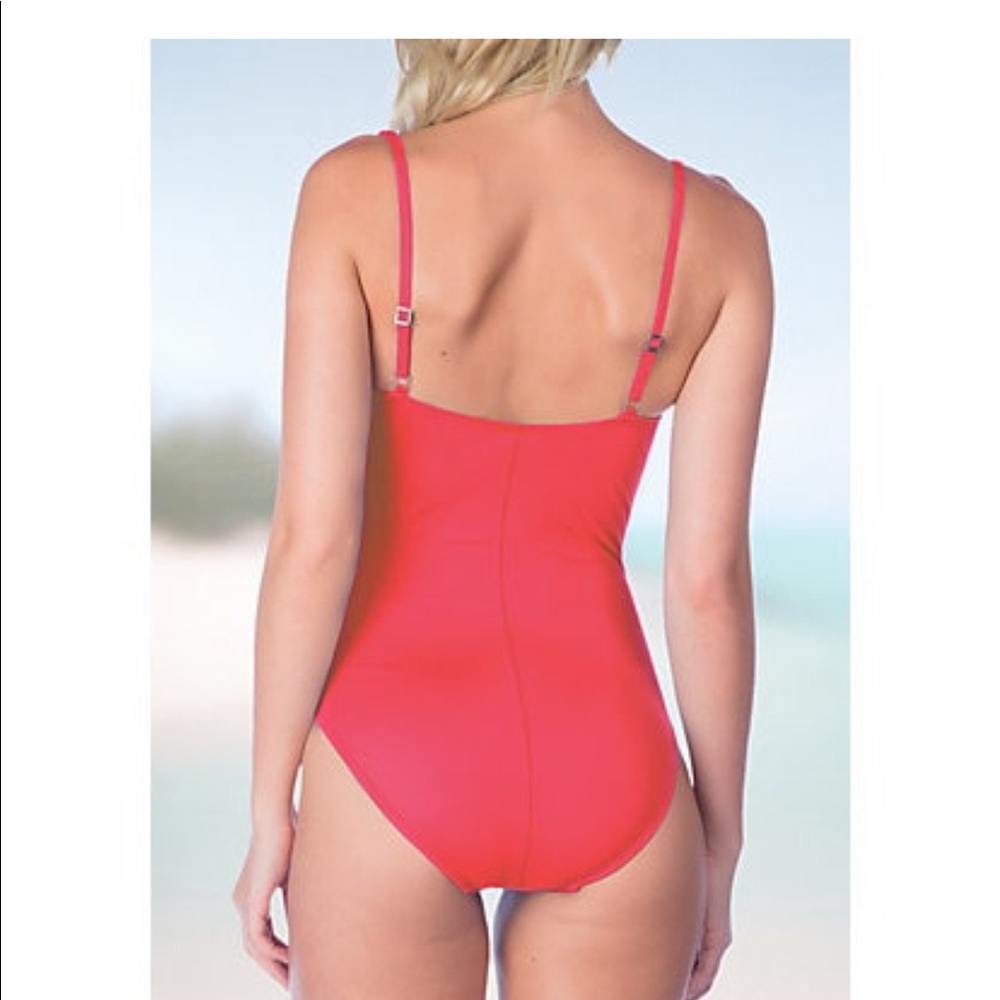 Swimsuit - Picture 2 of 6